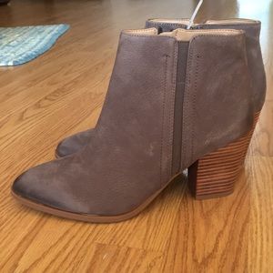 Franco Sarto AERO booties